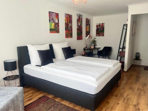 Mannheim City Centre Bed & Breakfast | Hotel am Hafen