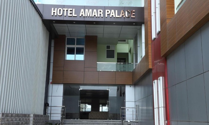 Bharatpur Hotel | HOTEL AMAR PALACE BHARATPUR