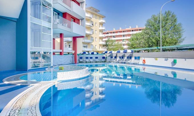 Porto Santa Margherita Hotel | Hotel Ambassador