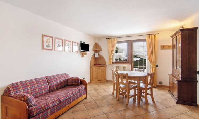 Campodolcino Apartment | Hotel Apartment "Residence Larice Bianco N4" with Mountain View, Shared Terrace & Wi-Fi