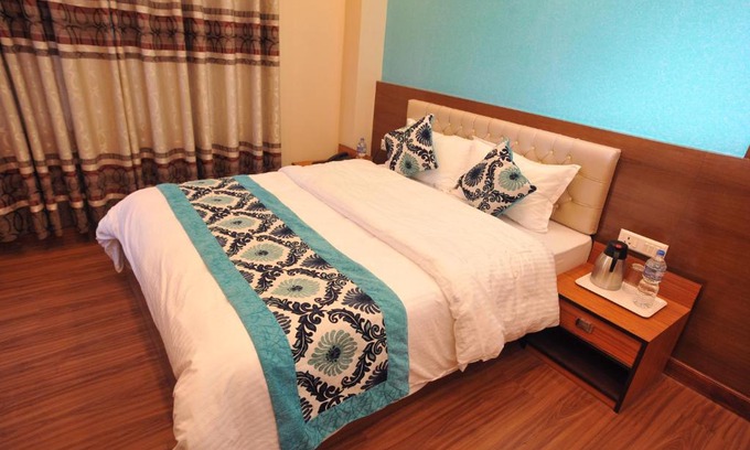 Sinamangal Hotel | Hotel Arati Pvt. Ltd.