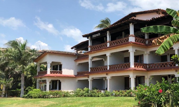 Brisas de Zicatela Hotel | Hotel Arcoiris