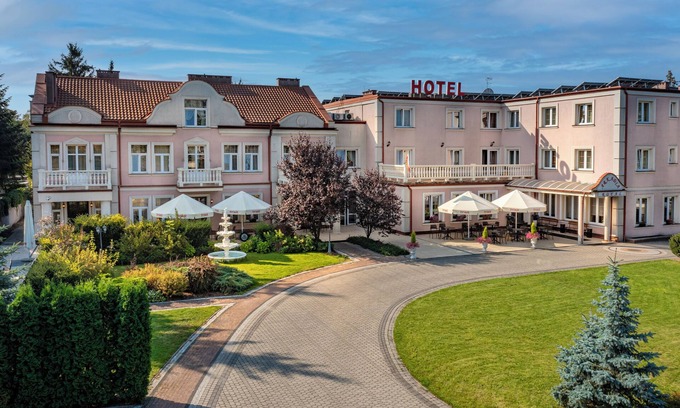 Wawer Hotel | Hotel Arkadia Royal