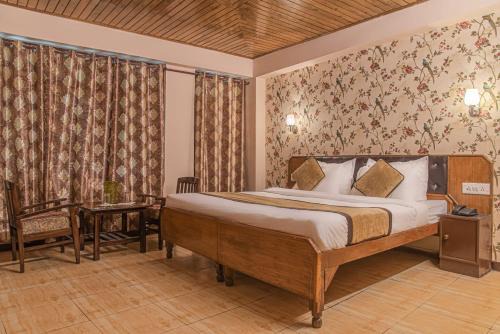 Bemloi Hotel | Hotel Atithi Mall Road