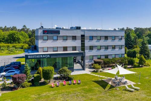 Kamien Slaski Hotel | Hotel Aviator