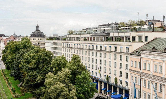 Kreuzviertel Hotel | Hotel Bayerischer Hof