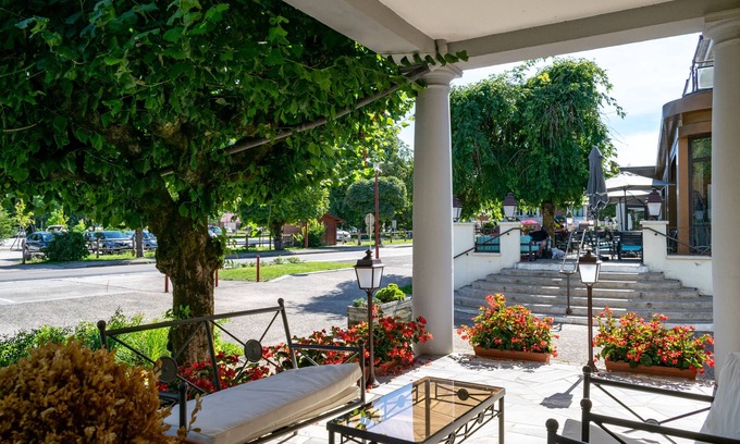 Malbuisson Hotel | Hotel beau site