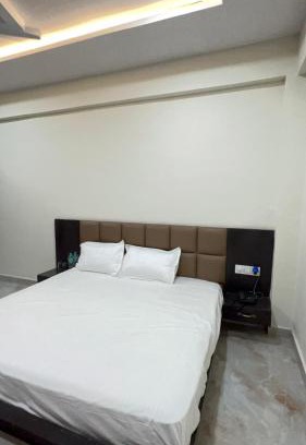 Sehore Hotel | Hotel Blue Star