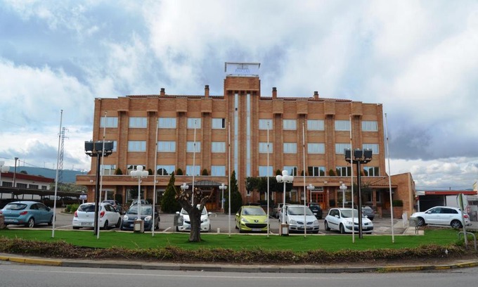 Tarazona Hotel | Hotel Brujas De Irues