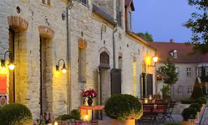 Wanzleben-Borde Hotel | Hotel Burg Wanzleben