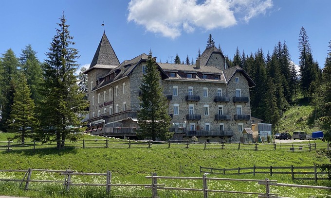 Carezza Hotel | Hotel Castel Latemar