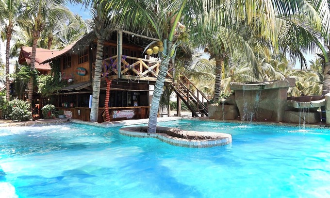 Aticama Hotel | Hotel Chiringuito de Palo
