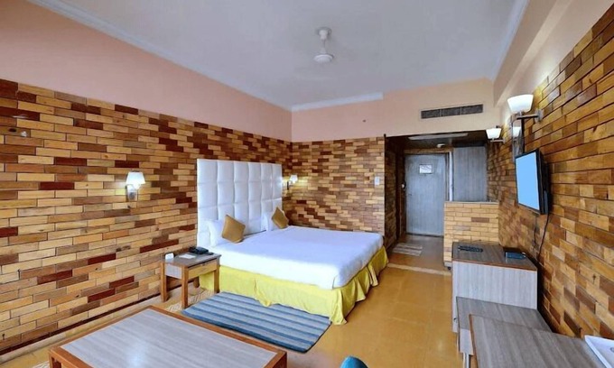 Gorakhpur Hotel | Hotel Clarks Grand