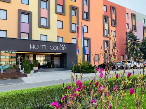 Nove Mesto Hotel | Hotel Color