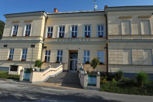 Petrovice u Karvine Hotel | Hotel Dakol
