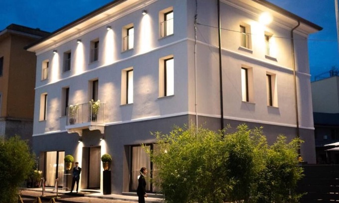 Moglia Hotel | HOTEL DE AMICIS