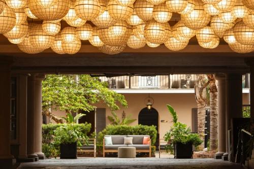 French Quarter Hotel | Hotel de la Poste - French Quarter, A Renaissance Hotel