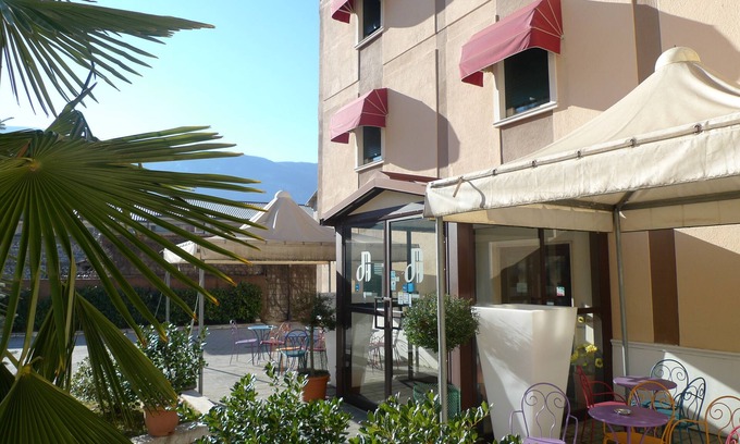 Capistrello Hotel | Hotel De Meis