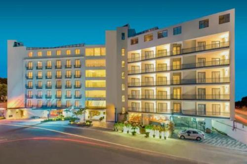 HITEC City Hotel | Hotel Deccan Serai, HITEC CITY, HYDERABAD