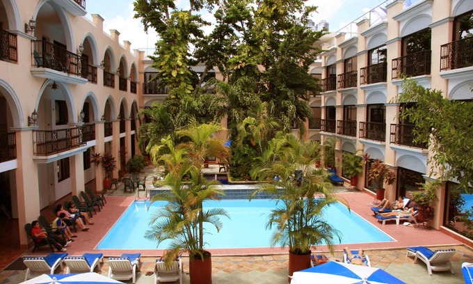 Centro Hotel | Hotel Doralba Inn