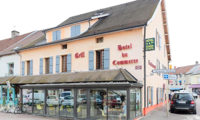 Pouilly-en-Auxois Hotel | Hotel du Commerce