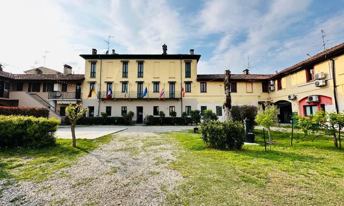 Tromello Hotel | Hotel Duca di Tromello