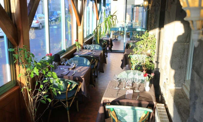 Mauriac Hotel | Hotel Ecu de France