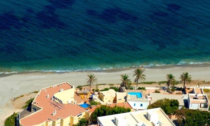 Carboneras Hotel | Hotel El Dorado