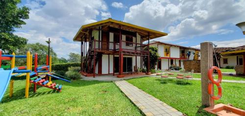 Calarca House | Hotel El Gran Chaparral