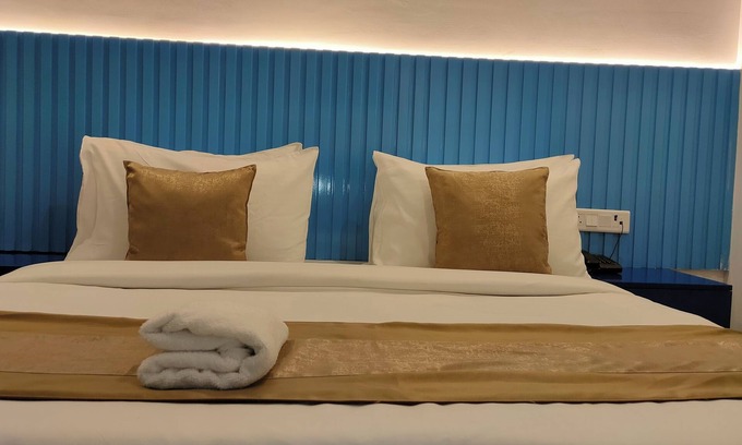 DLF Phase 5 Hotel | Hotel Elite 29 Golf Course Road