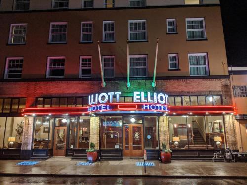 Astoria Hotel | Hotel Elliott