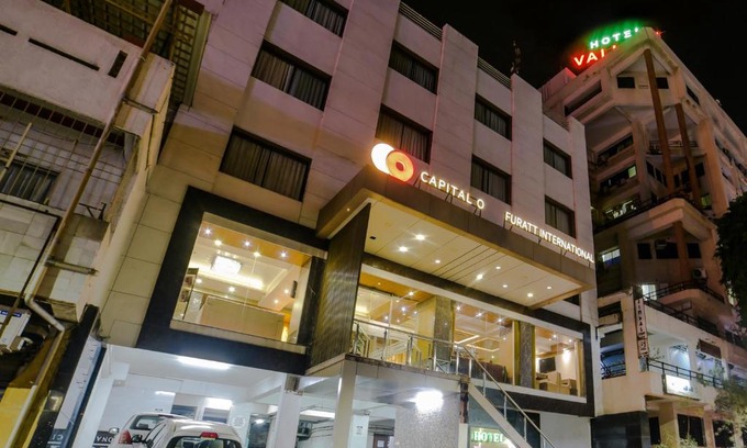 Sayajiganj Hotel | Hotel Furatt International