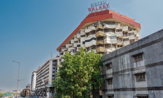 Surat Hotel | Hotel Galaxy Opp Surat Railway Station