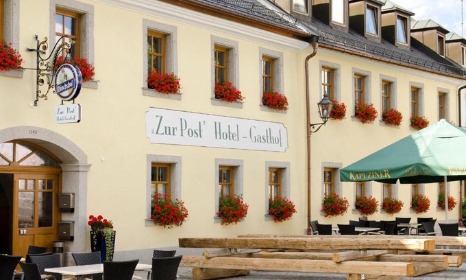 Barnau Hotel | Hotel Gasthof zur Post