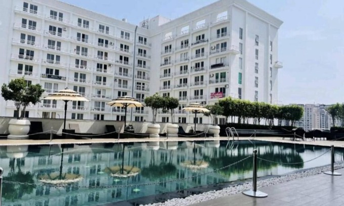 Gomti Nagar Apartment | Hotel Gaurav Heights