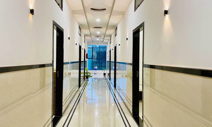 Omkareshwar Hotel | Hotel Gayatri Palace