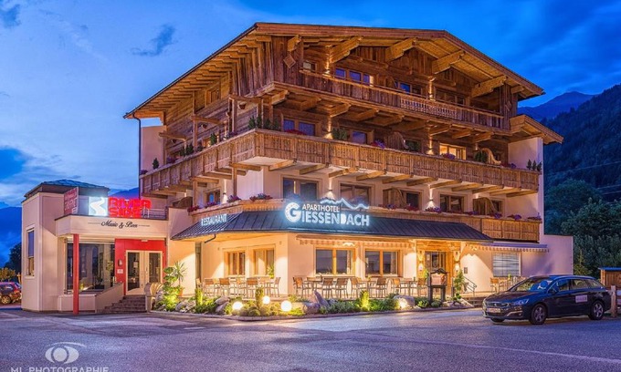 Fuegen Hotel | Hotel Giessenbach