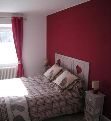 Vollore-Montagne Hotel | Hotel gites des touristes