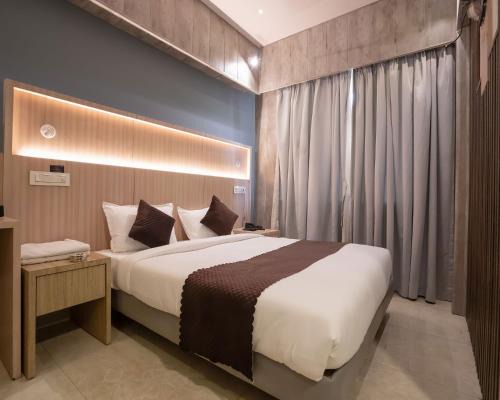 Nerul Hotel | Hotel Grand Seasons- Navi Mumbai