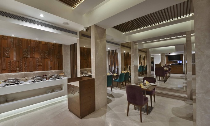 Prabhadevi Hotel | Hotel Heritage formerly known as Comfort Inn Heritage
