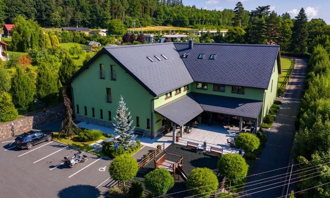 Krnov Hotel | Hotel Hermes