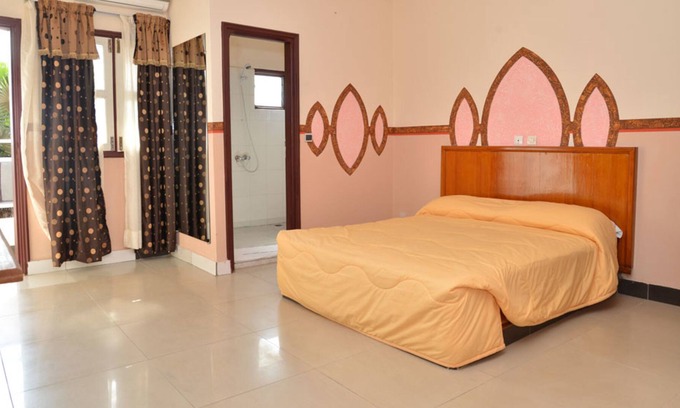 Grand-Bassam Hotel | Hotel International