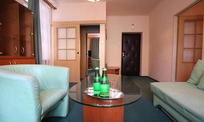 Radom Hotel | Hotel Iskra