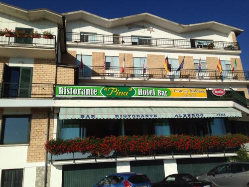 Isola del Gran Sasso dʼItalia Hotel | Hotel Pina Ristorante