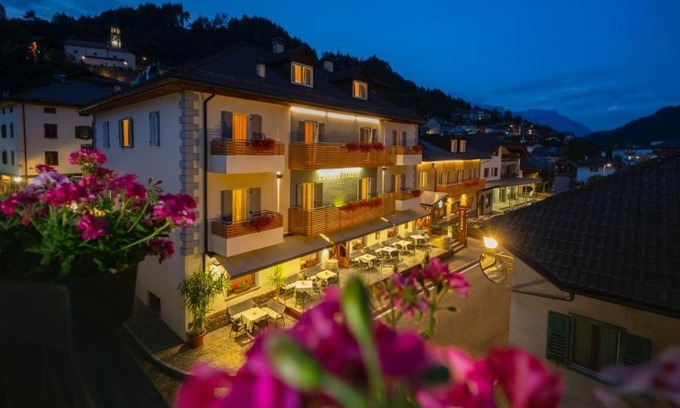 Castello-Molina di Fiemme Hotel | Hotel Italia