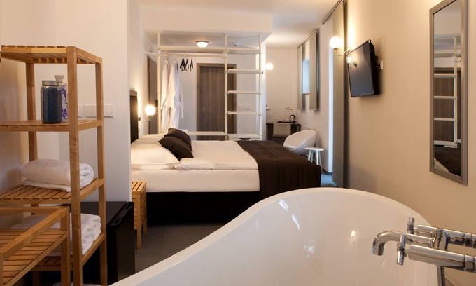 Chlumec nad Cidlinou Hotel | Hotel Koruna