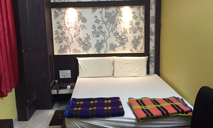 Lakhisarai Hotel | Hotel Krishna