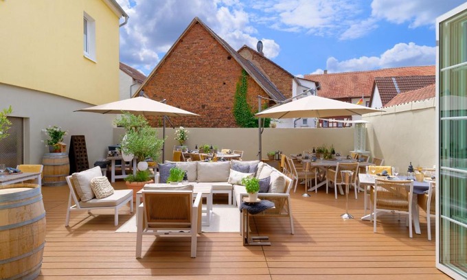 Wasserlos Hotel | Hotel Krone