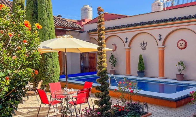 De La Merced Hotel | Hotel La Casa de Mama