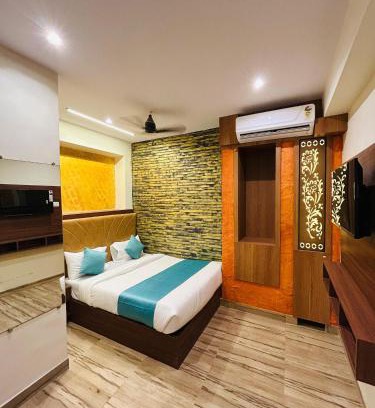 Jogeshwari West Hotel | Hotel Le West Near Exhibition Center
